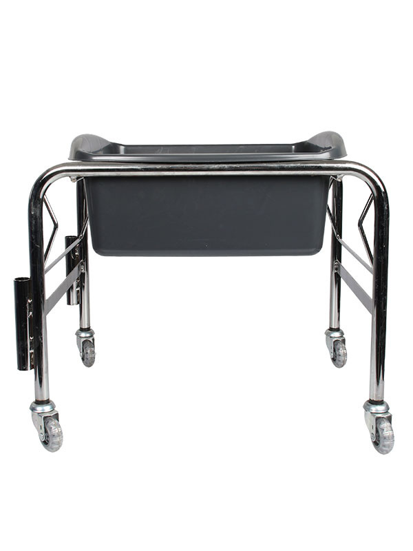 Jalkakylpyteline vadilla