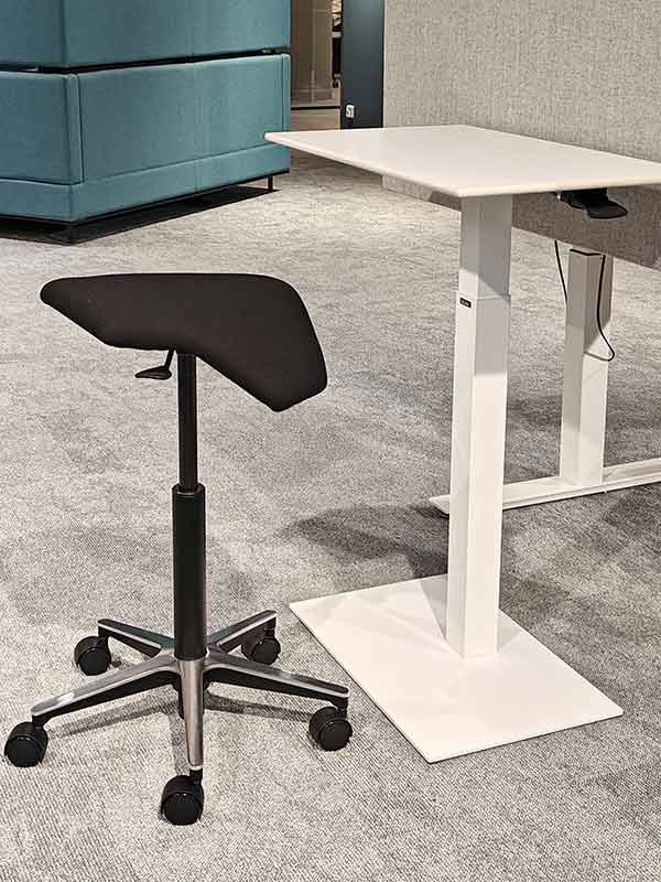 ILOA Joy työtuoli, musta/kromi jalusta - Image 3