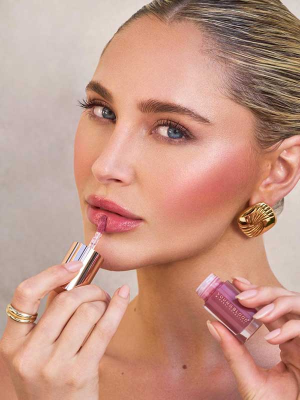 YB Everglow Lip Oil Wild Rose 4,75ml - Image 3