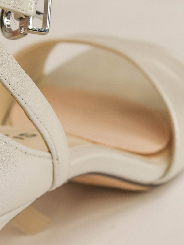 Päkiätyyny, kangaspäällysteinen, yksi koko - Image 7